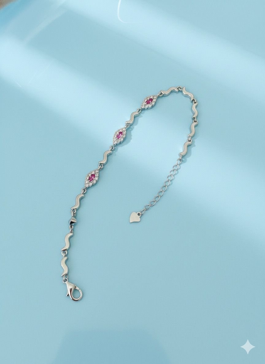 92.5 Silver Beautiful Motif Bracelet For Her